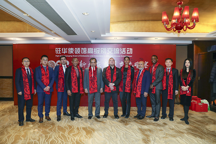 The high-level exchange activities of Chinese embassies and consulates and the 2022 Spring Festival Winter Olympics exchange dinner were successfully held in Beijing